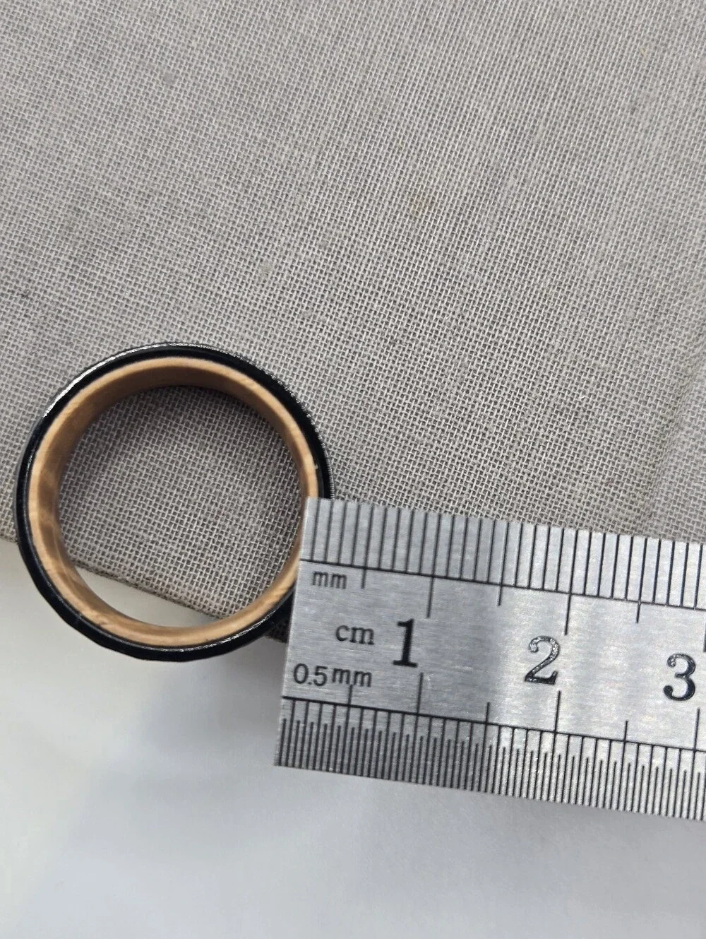 Black Tungsten Wood Inside Lining Band Ring for Men Sz9 Masculine Macho Manly 8m